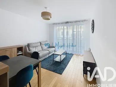 Apartment in Vanves (92170)