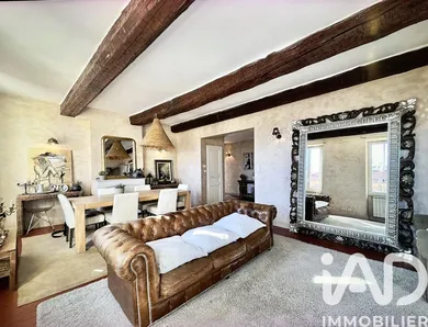 Apartment in Bandol (83150)