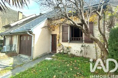 Traditional house in Luz-Saint-Sauveur (65120)
