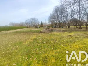 Terrain à bâtir à Saint-Étienne-de-Tulmont (82410)