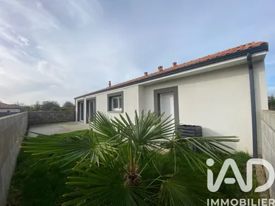 Pavillon à Orée d'Anjou (49270)