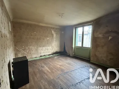 House in Parthenay (79200)