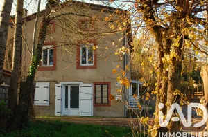 Village house in Limbrassac (09600)