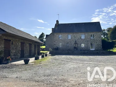 House in Monthuchon (50200)