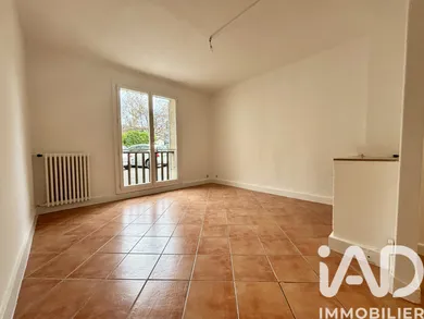 Apartment in Aix-en-Provence (13100)
