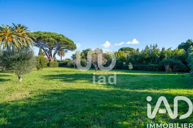 House at Saint-Tropez (83990)