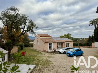 Maison traditionnelle à Pierrefeu-du-Var (83390)