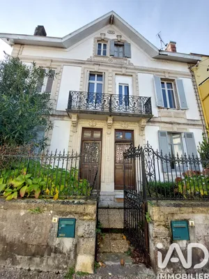 Building in Dax (40100)