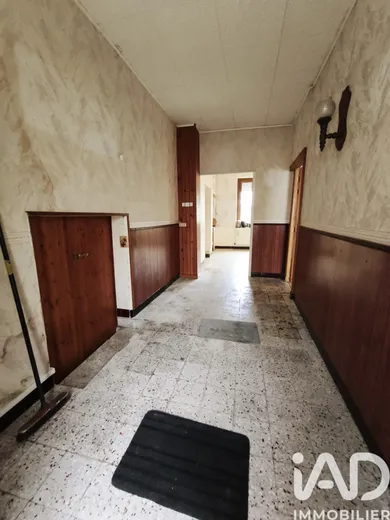 Maison traditionnelle à Marchais (02350)