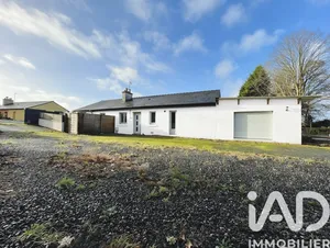 Immeuble à Belle-Isle-en-Terre (22810)