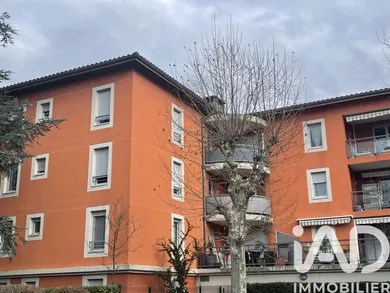 Appartement à Décines-Charpieu (69150)