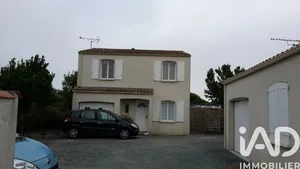 Maison traditionnelle à Croix-Chapeau (17220)