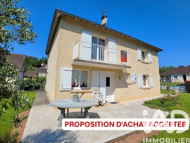 Maison à Saint-Pantaléon-de-Larche (19600)