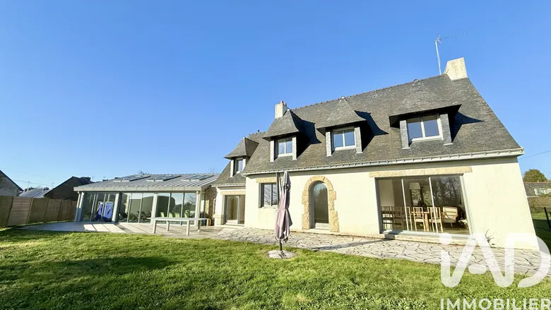 Maison 8 pièces 209 m² · à Moëlan-sur-Mer · 209 m² · 695 000 €