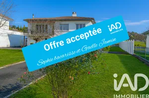 House in Monein (64360)