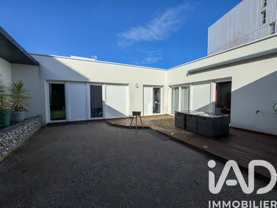 House in Floirac (33270)