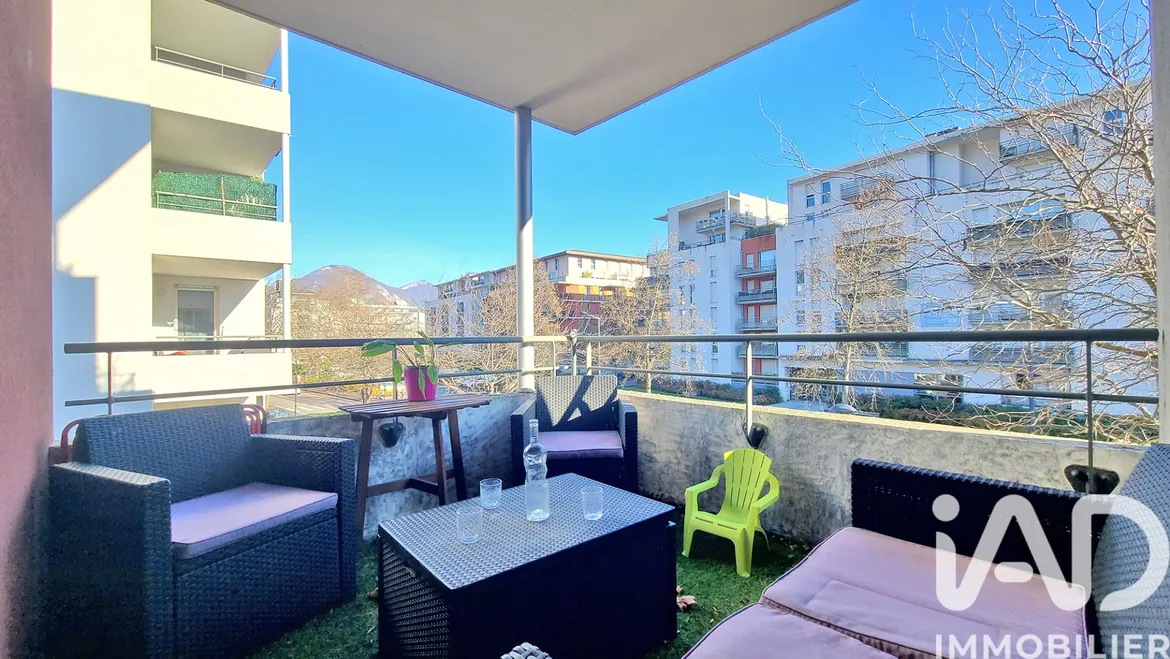 Vente appartement à Grenoble (38100) : appartement 3 pièces 65 m² — 5