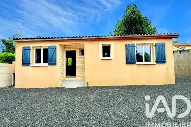 Maison à Roullet-Saint-Estèphe (16440)