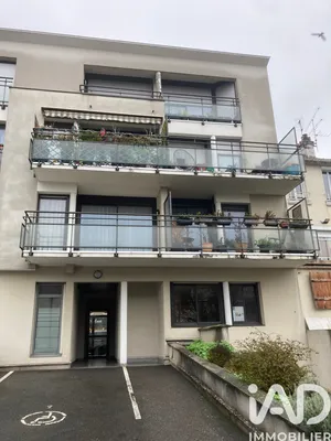 Apartment at Savigny-sur-Orge (91600)
