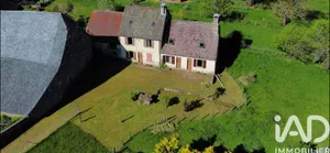 House in Pleaux (15700)