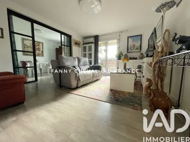 Apartment in Six-Fours-les-Plages (83140)