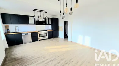 Maison de ville à Maringues (63350)