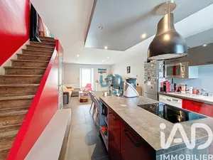 Maison à Vivier-au-Court (08440)