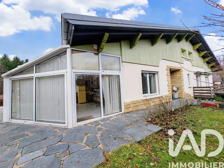 Maison 8 pièces 318 m² · à Villers-le-Lac · 318 m² · 595 000 €