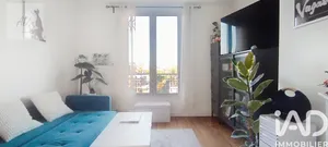 Apartment in Thiais (94320)