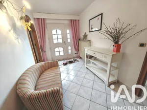 House in Villers-le-Lac (25130)