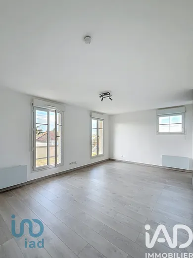 Apartment in Savigny-le-Temple (77176)