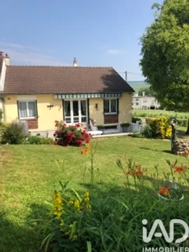 Detached house in Œuilly (51480)