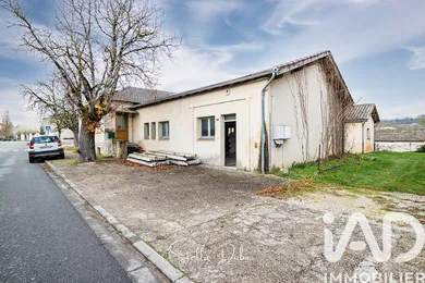 Townhouse in Montpezat-de-Quercy (82270)