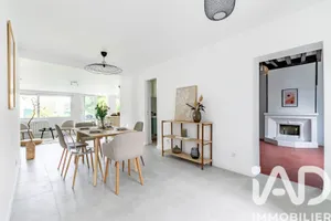 Longere in Pierrefonds (60350)