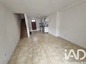 Townhouse in Villenauxe-la-Grande (10370)