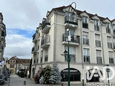 Apartment in Sucy-en-Brie (94370)