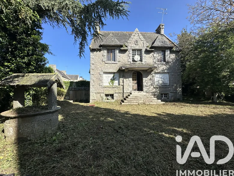 Maison 8 pièces 182 m² · à Plouaret · 182 m² · 109 100 €