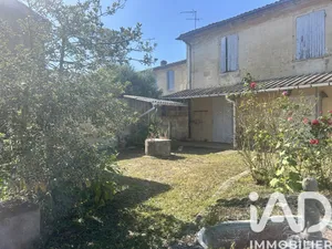 Maison de ville à Saint-Médard-de-Guizières (33230)