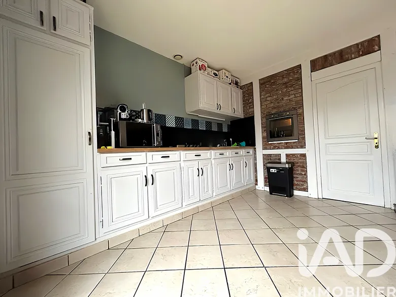 Maison 8 pièces 298 m² · à Arleux · 298 m² · 261 000 €
