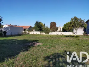 Terrain à bâtir à Bouillé-Courdault (85420)