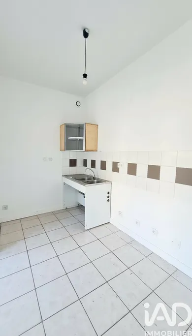 Townhouse in Saint-Genest-Lerpt (42530)