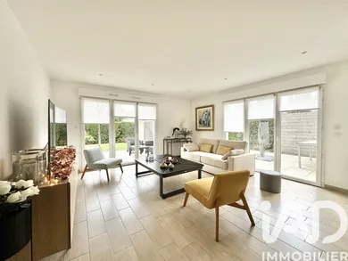 Apartment in Sainte-Geneviève-des-Bois (91700)