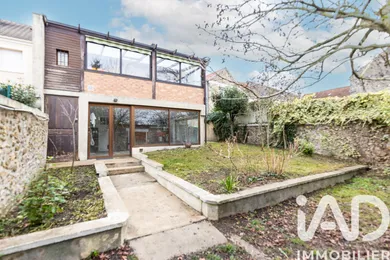 Maison à Leuville-sur-Orge (91310)