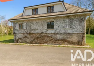 Architectural house in Bois-de-Haye (54840)