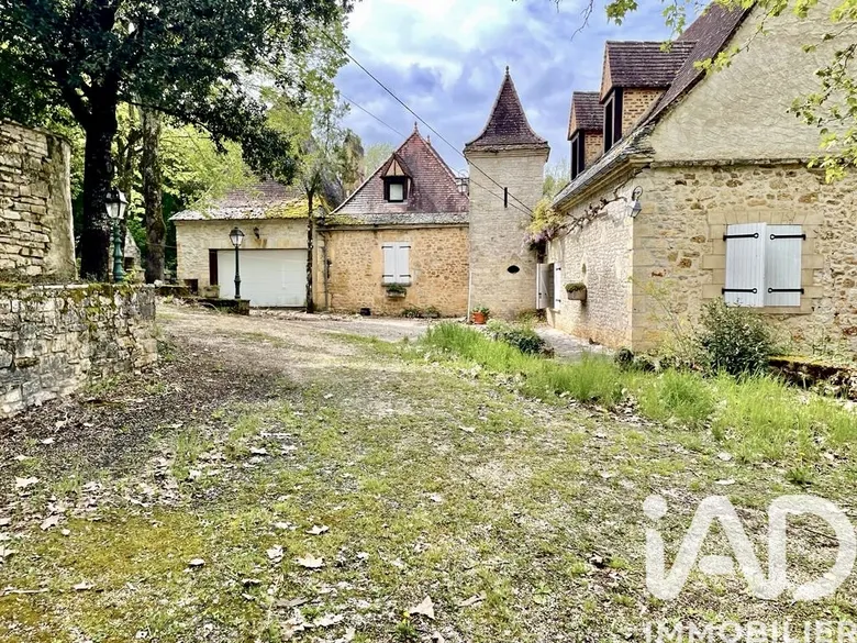 Maison 2 pièces 138 m² · à Cenac Et St Julien · 138 m² · 375 000 €