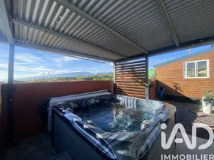 Maison à Saint-Pierre (97410)