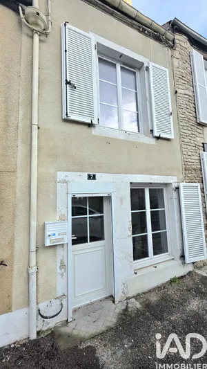 House in Arc-en-Barrois (52210)