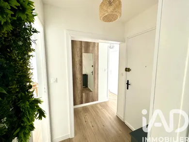 Apartment in La Rochelle (17000)