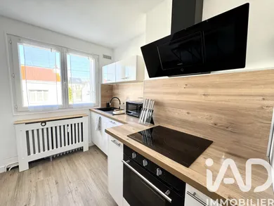 Apartment in La Rochelle (17000)