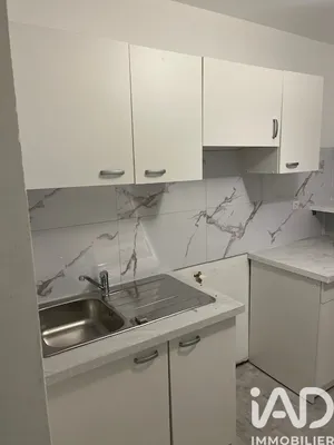 Apartment in Grigny (91350)